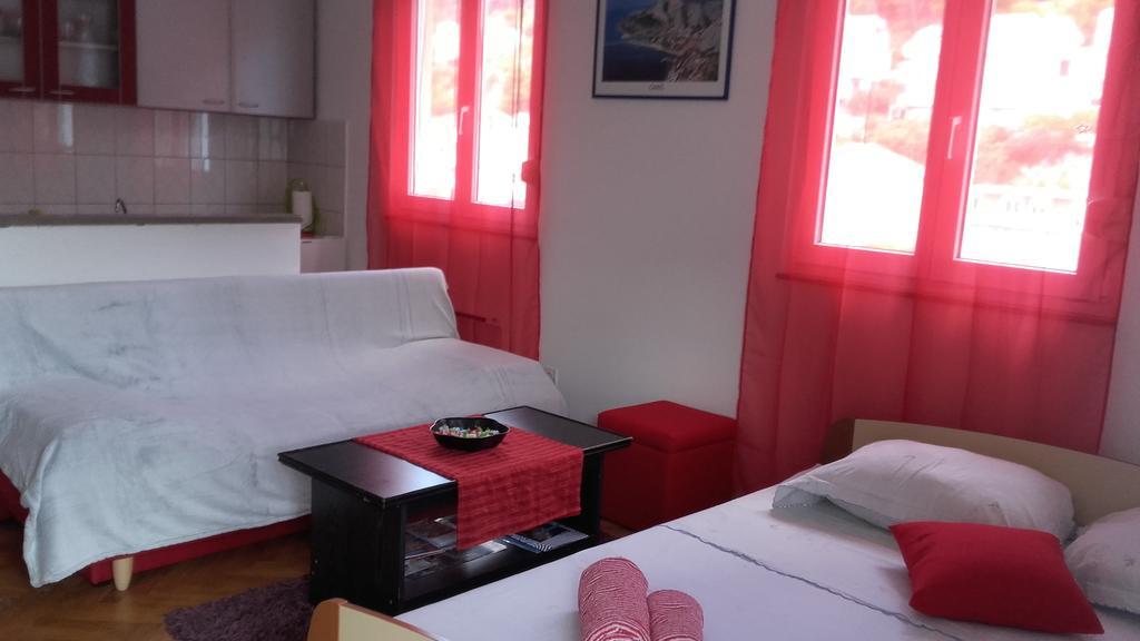 Apartment Max Omis Ngoại thất bức ảnh